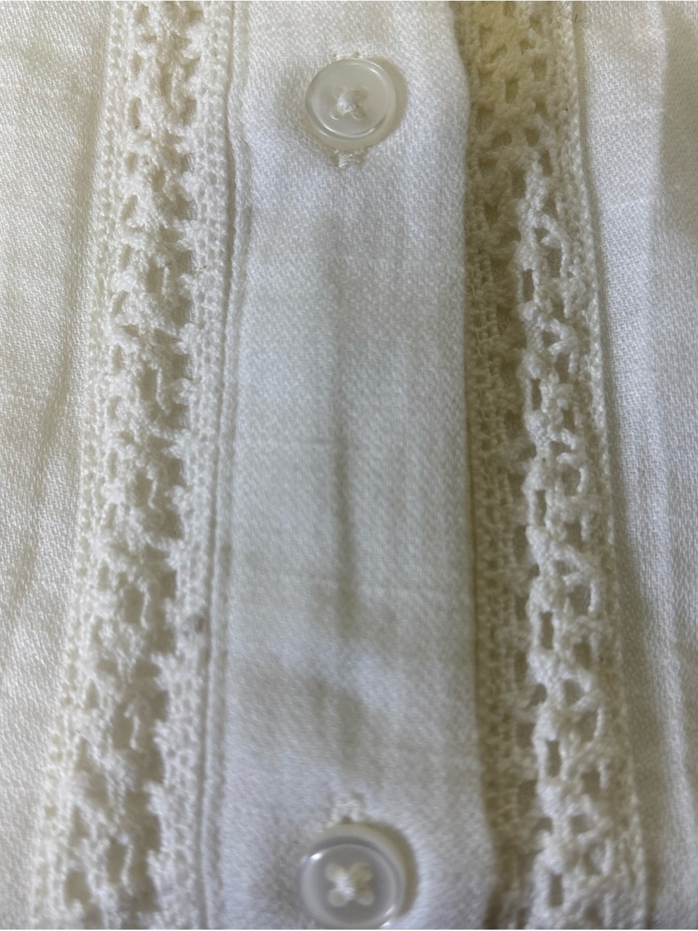 Lucky Brand White Button-Front Pintuck Lace Blouse. Size Large. EUC. - Picture 11 of 12